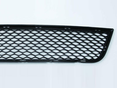 Automobile front bumper grille
